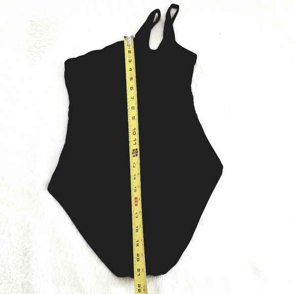 BECCA Asymmetric One Shoulder Strap Black Sexy One Piece Swimsuit Bikini NWT - Picture 4 of 16
